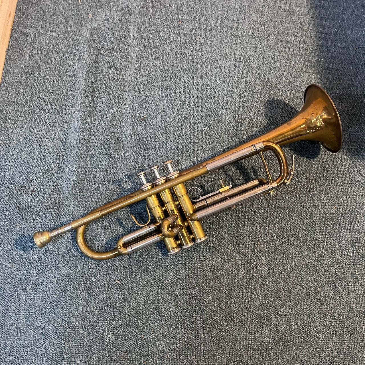 Antique Taiwanese trumpet台灣古早小號